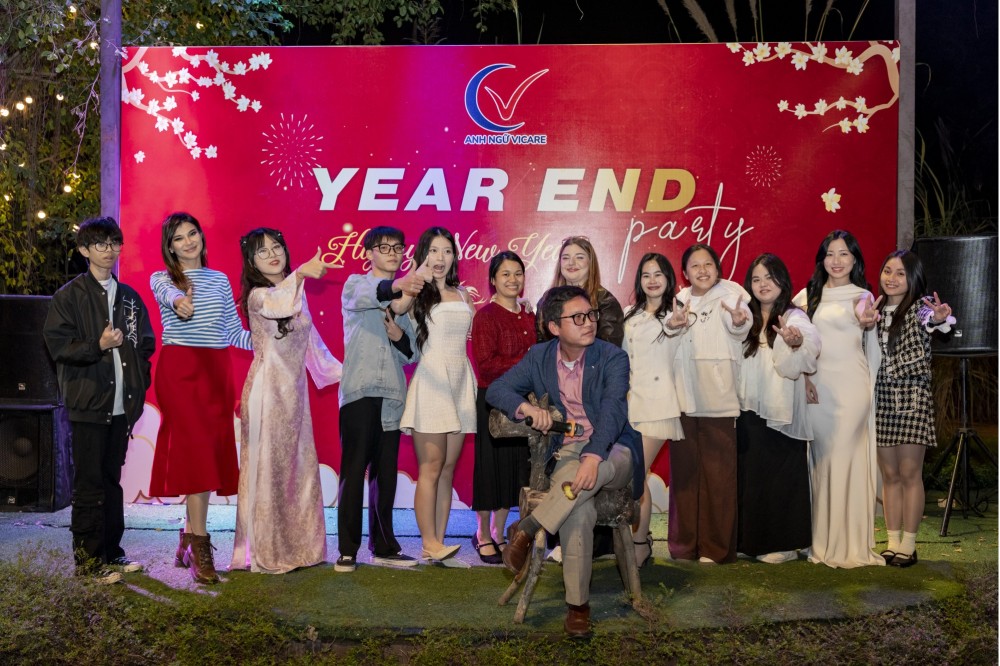 YEAR END PARTY 2025